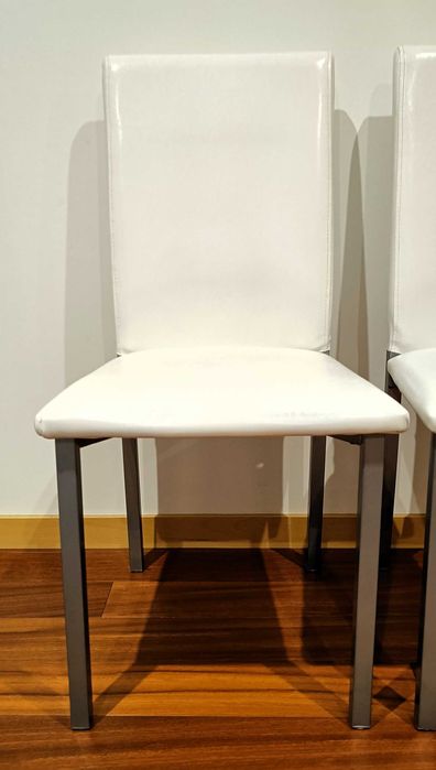 Cadeiras cozinha, cor branco