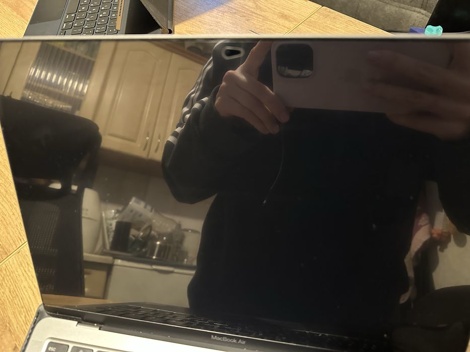 Apple MacBook air m1 16/512