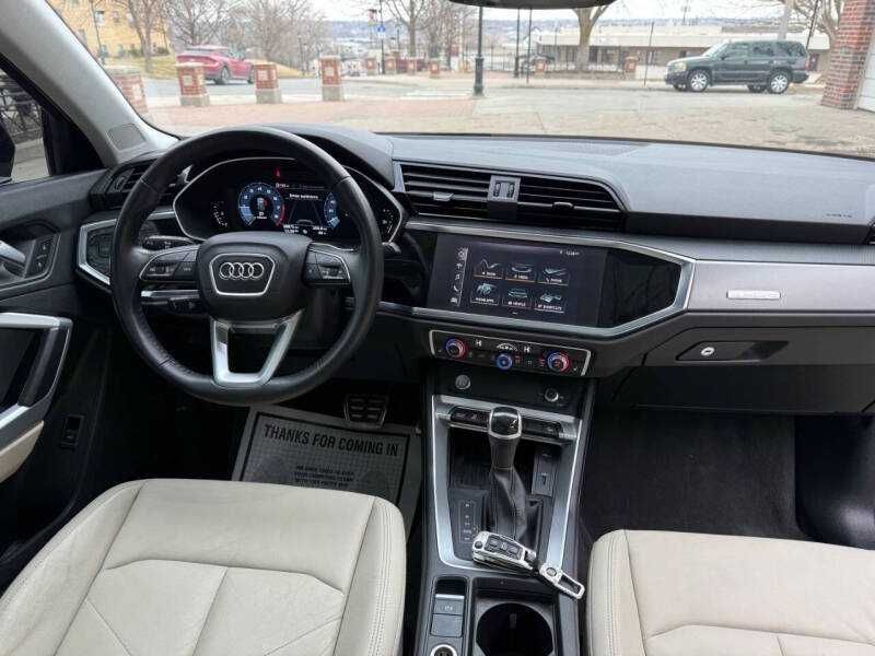 2020 Audi Q3 quattro Premium Plus 45 TFSI