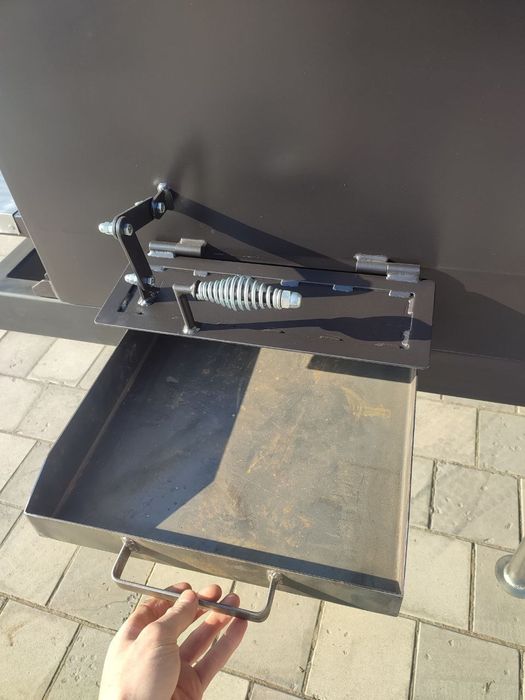 Бочка барбекю гриль BBQ смокер на причепі