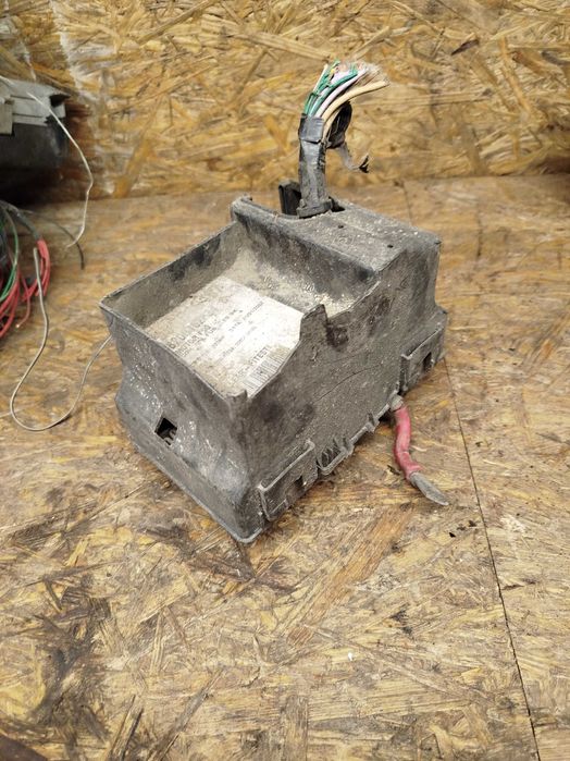 Блок запобіжників Рено 8200162334 Renault Laguna 2 1.9 dci