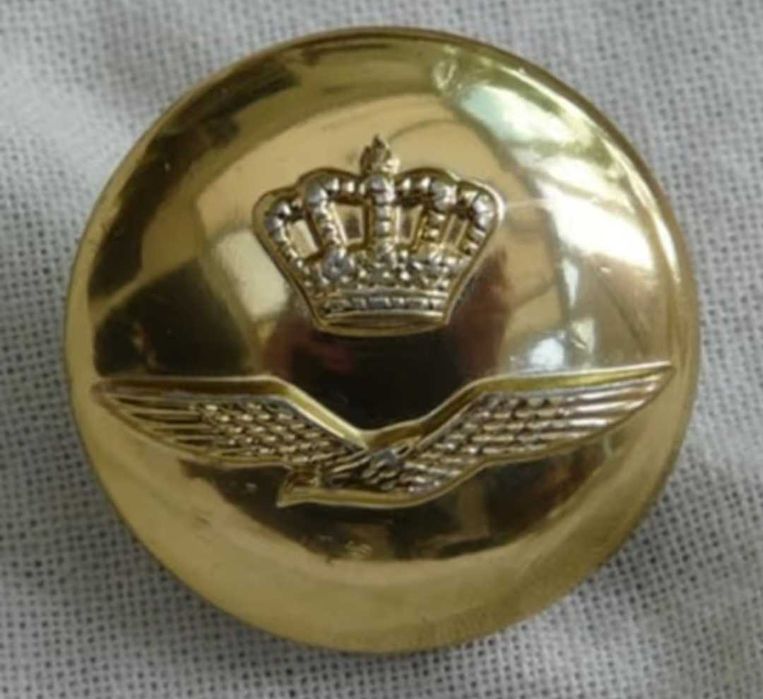 Пуговицы вооружённых сил