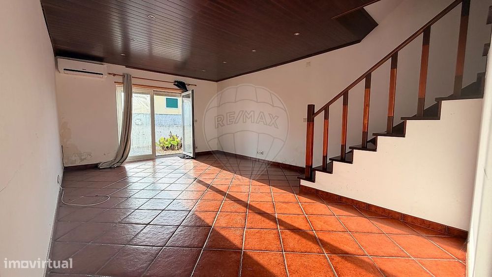 Moradia T2 para venda