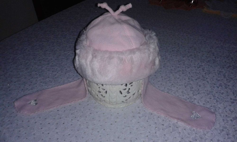 50cm Czapka zimowa dziewczęca pilotka z zakrytymi uszkami jasny róż