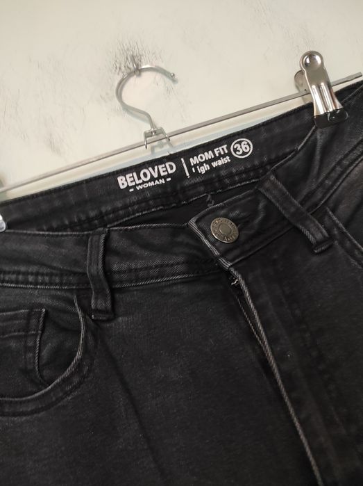 Jeansy Mom Fit czarne