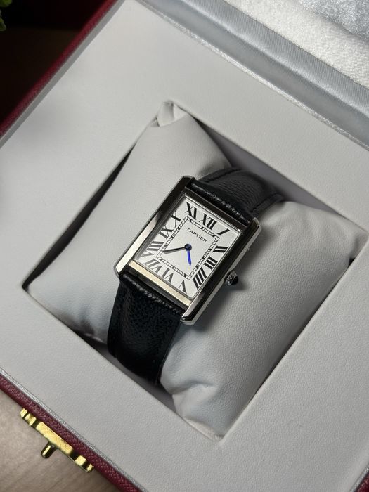 Годинник Cartier Tank