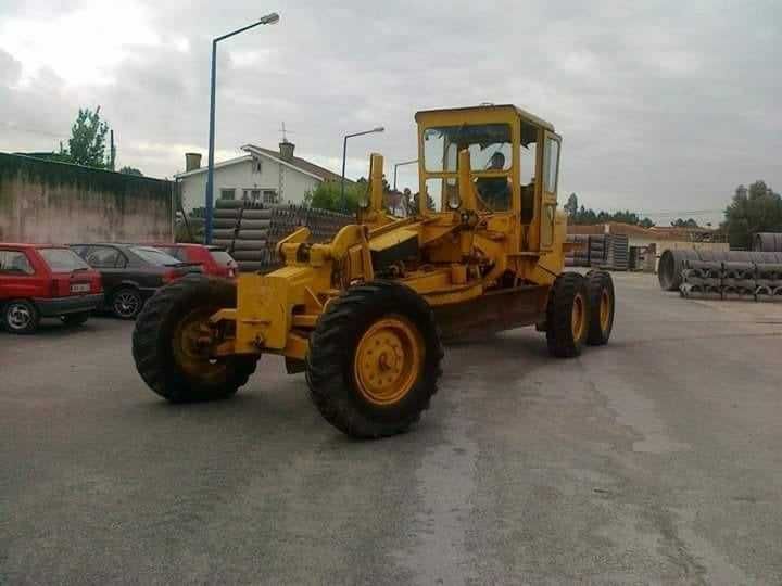 Exelente Motoniveladora