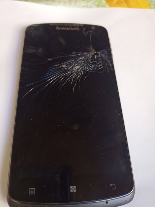 Мобильный телефон Lenovo