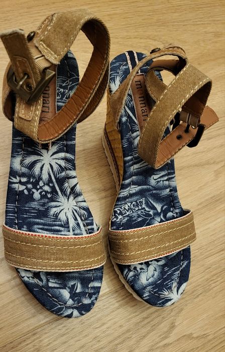 Koturny sandały Monnari 39 nowe