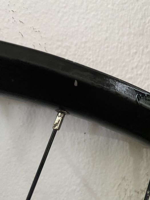 Vendo roda aro 29 dianteira