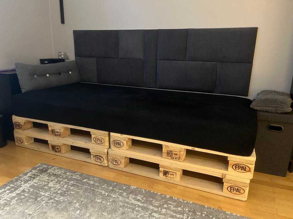 Meble z palet - kanapa, stolik, łóżko