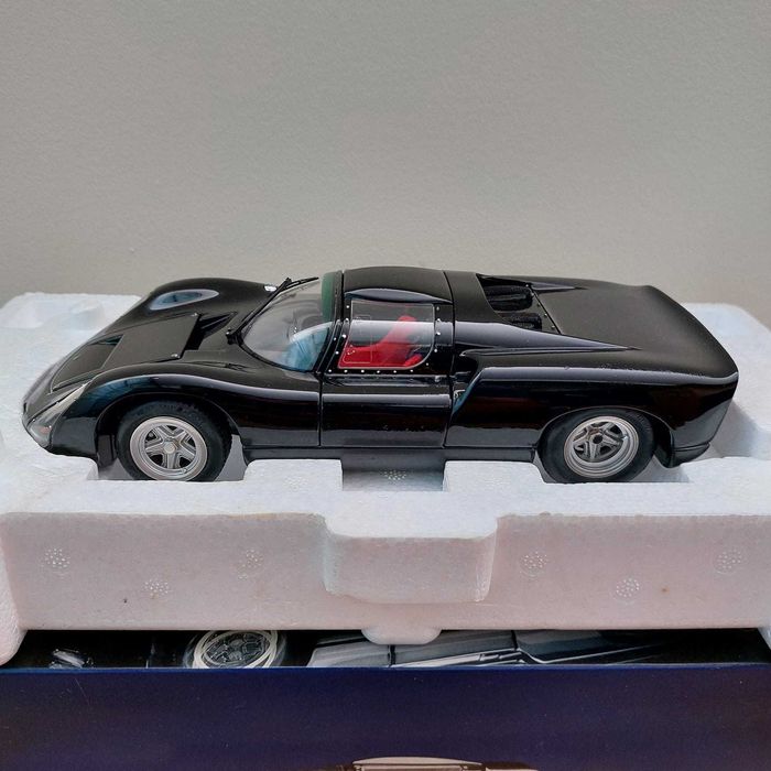 Miniatura Porsche 910 de 1967 EXOTO/Motorbox 1:18 Póvoa De Varzim