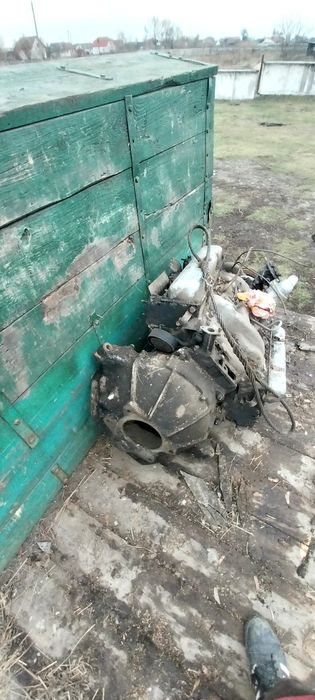 Продам 2 мотори ціна за 1