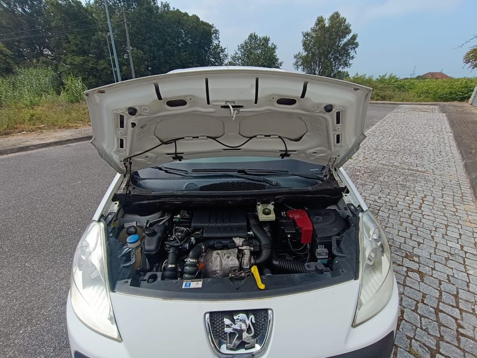 PEUGEOT PARTNER  hdi 90 cv 1DONO nacional