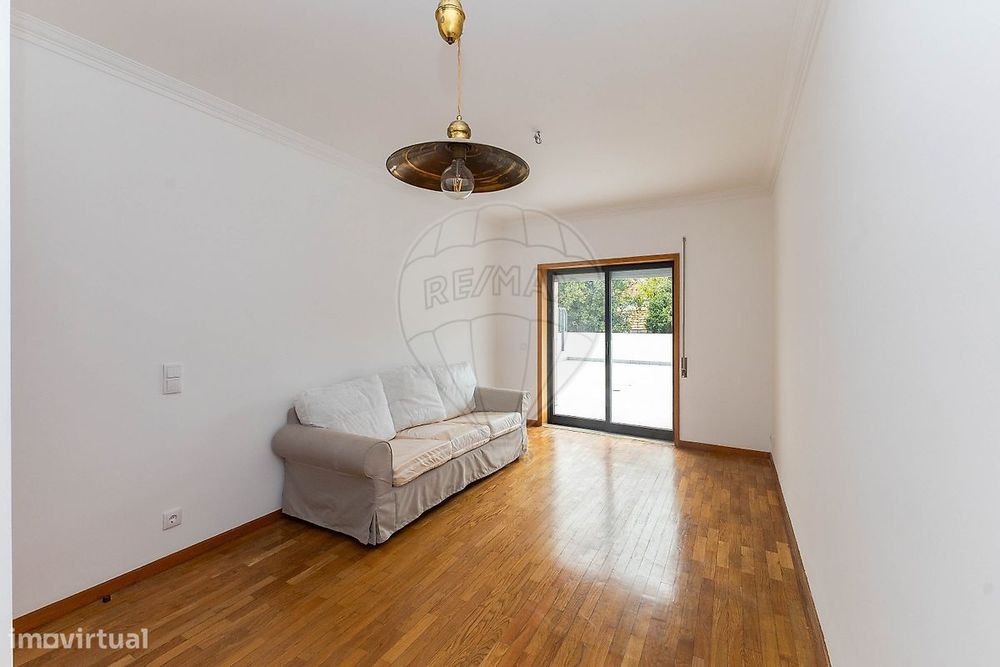 Apartamento T2 para arrendamento