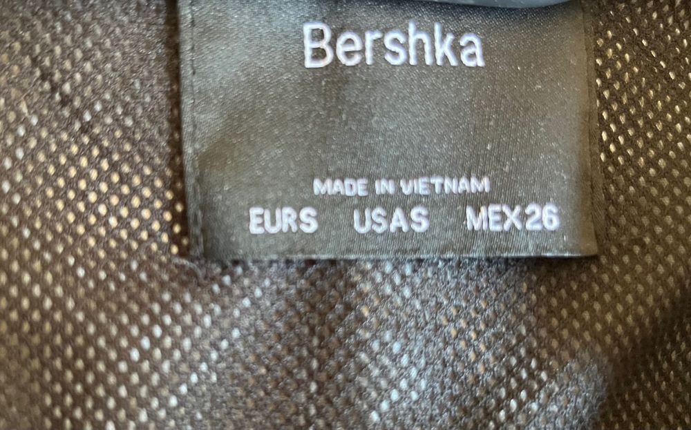 Kurtka Bershka S >> MODNY DESIGN << szybka wysyłka !!