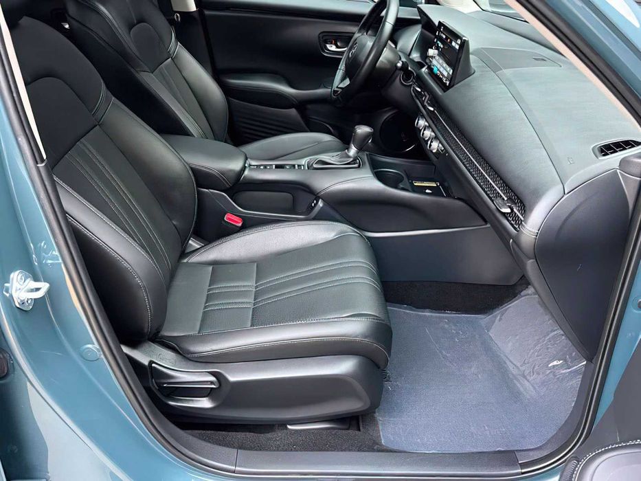 Honda HR-V EX-L      2025
