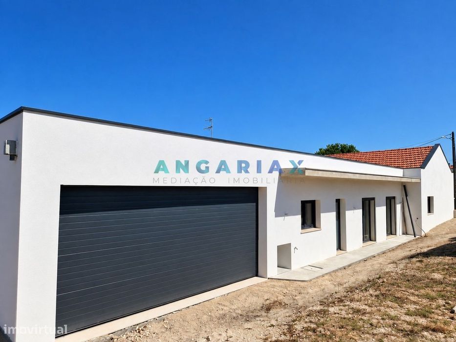 ANG1678 - Moradia T3 para Venda em Calvaria de Cima, Porto de Mós
