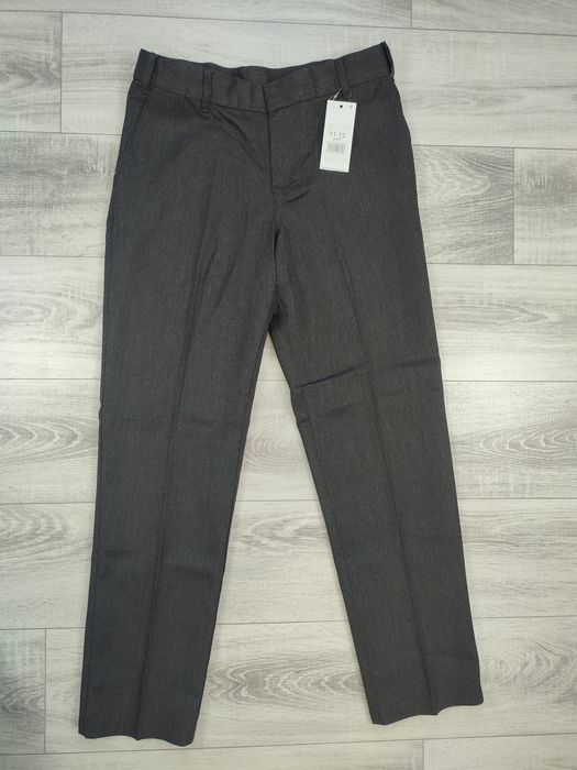 Nowe eleganckie galowe spodnie na kant 146 / 152 apel