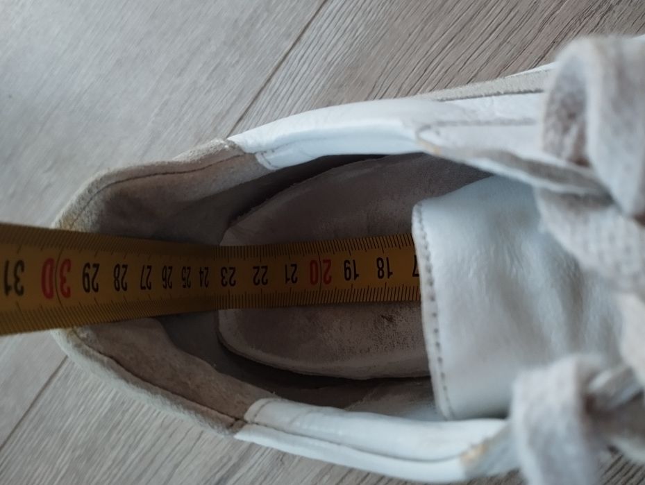 Białe adidasy buty Snickersy Sóra Venezia 36 37