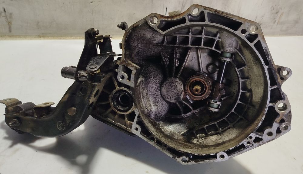 Caixa de velocidades manual OPEL Corsa B