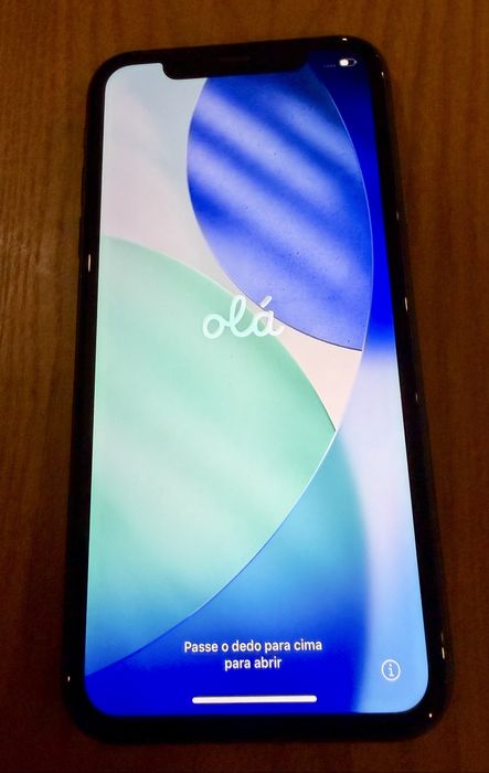 iPhone 11 64Gb bom estado