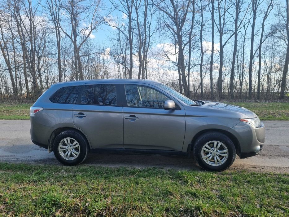 Mitsubishi Outlander 3 2014