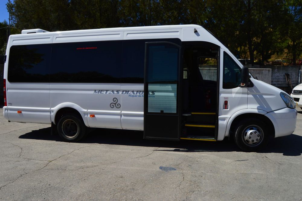 Minibus 19 lugares