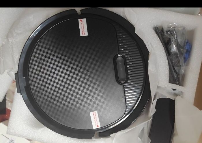 Робот пилосос  V3 2 в 1 робот-пилосос і швабра