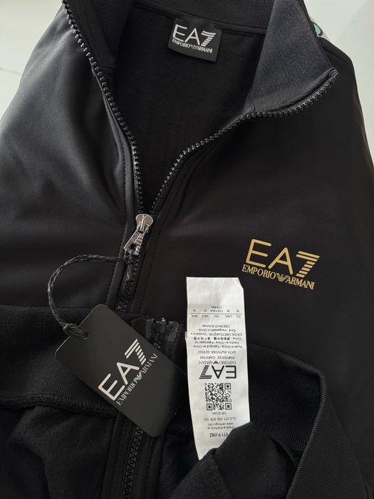 Armani EA7 dres męski komplet bluza plus spodnie