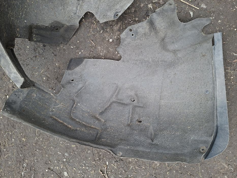 Nadkole lewe przód audi a4 b8 8k0,821,171q