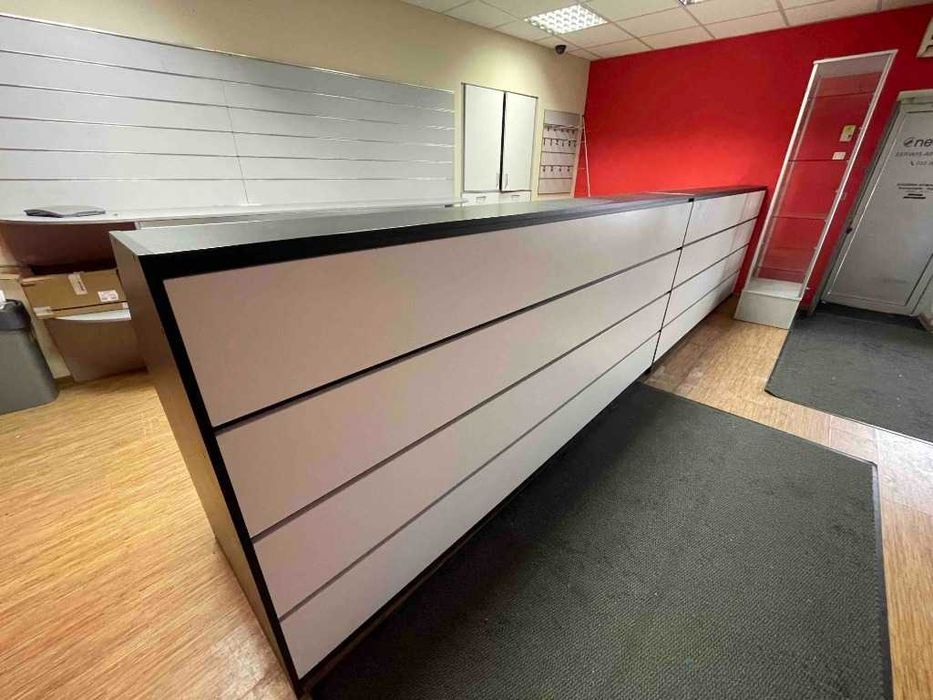 Biurko Lada sprzedażowa recepcyjna sklepowa obsługa klienta