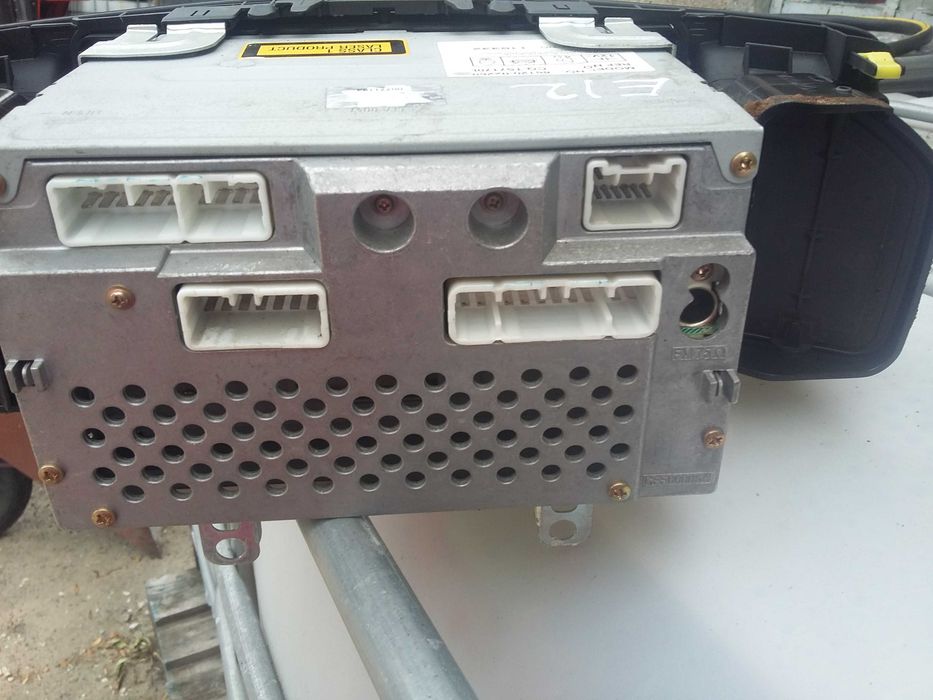 Corolla E12 radio oryginał