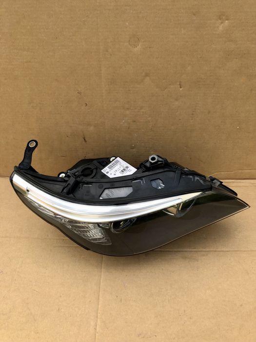 Bi xenon BMW E60 E61 lift prawa  IDEALNA