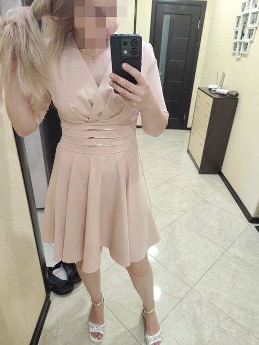 Нарядне плаття, святкова сукня