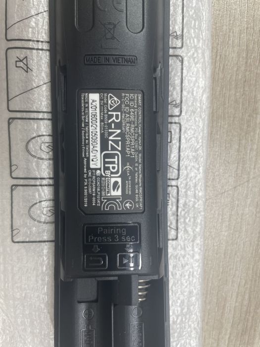 Оригінальний пульт Samsung BN59-01330C з голосовим пошуком.