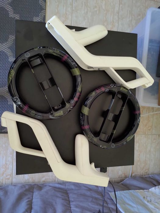 Wii + 2 Controllers with Nunchuk + Accessories + 3 Games64553066987523123