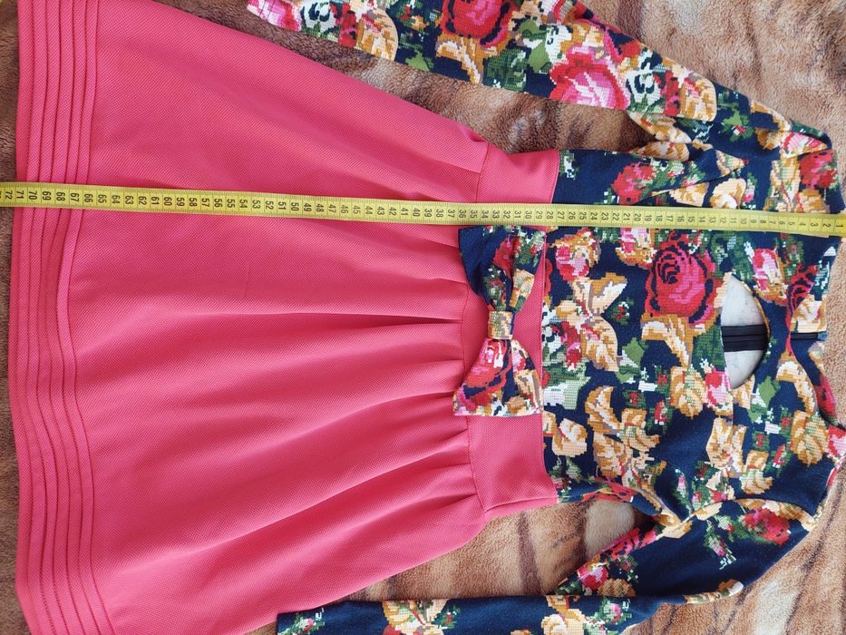 Сукня для дівчини