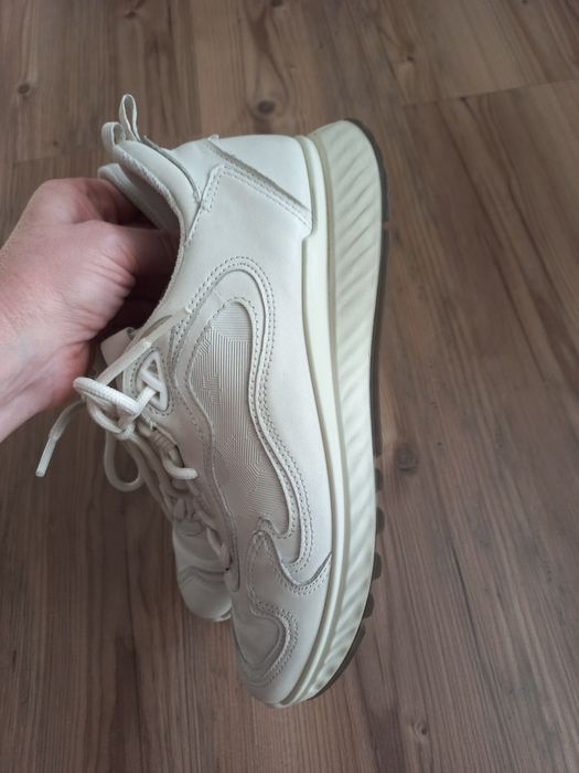 Шкіряна кросівки від ecco