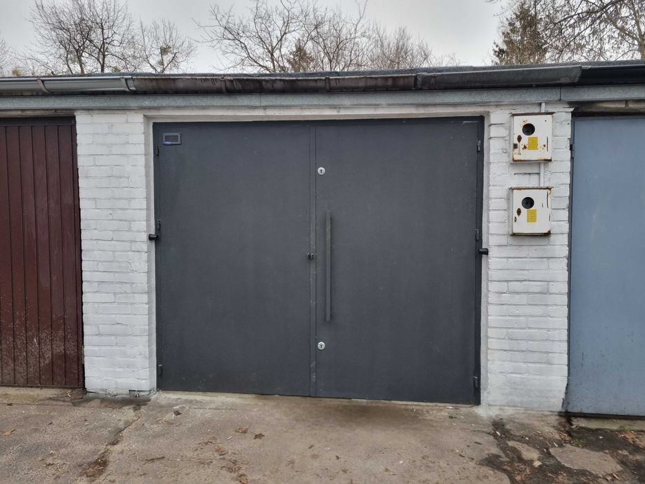 Garaż murowany magazyn Warszawa Bielany Wrzeciono prąd