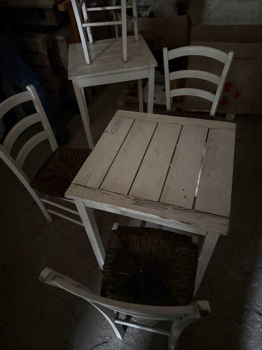 стулья обеденные для кафе офиса табуреты кресла столы