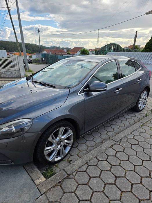 Volvo v40 - D2 de 2012
