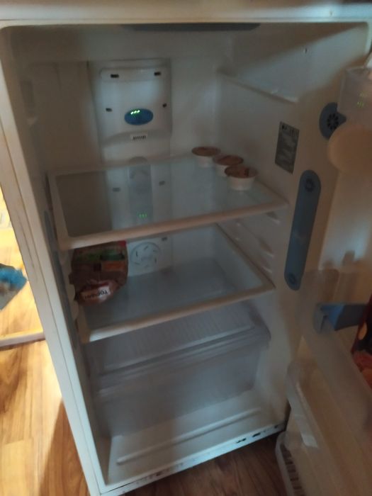 Холодильник.  LG