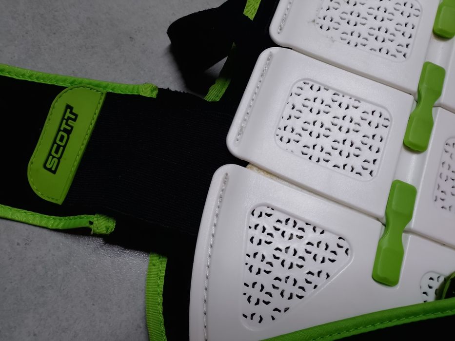 Ochraniacz pleców scott S 155-177