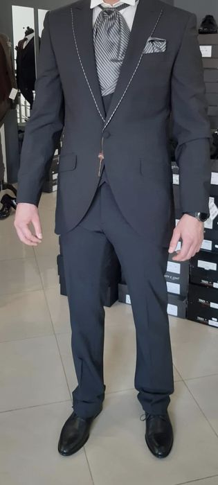 Garnitur ślubny smokingowy szyk