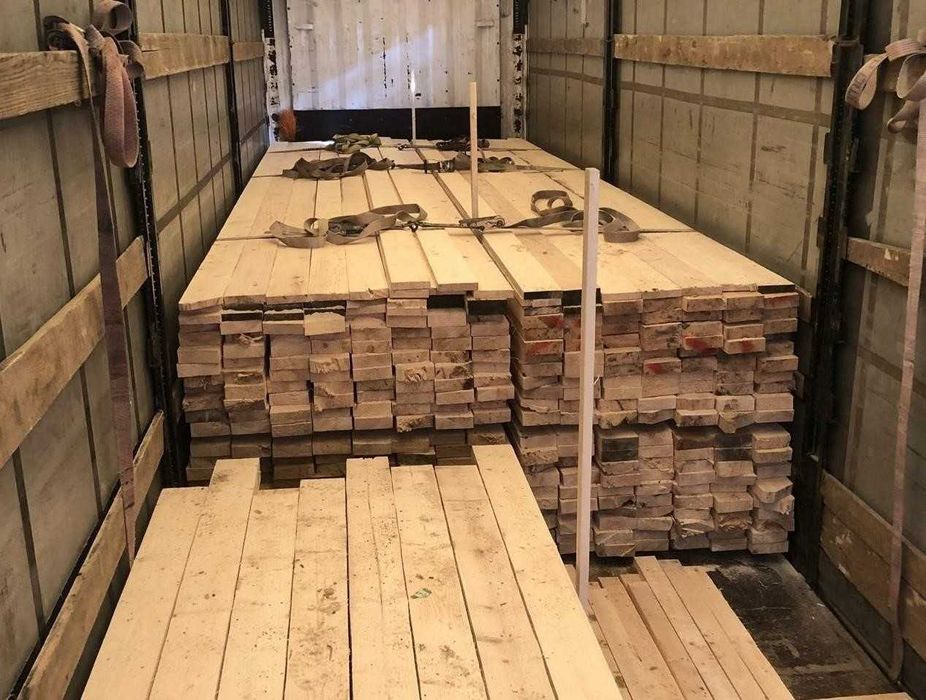 Пиломатеріали Дошка 120*30*6м (лат, кроква, брус, рейка) є доставка