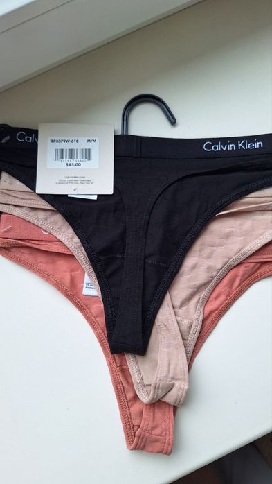 Оригінал!Труси стрінги Calvin Klein M жіночі