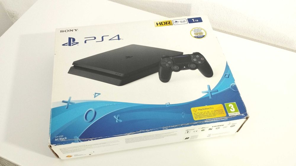 PS4 - Caixa de Consola PS4 Slim 1TB