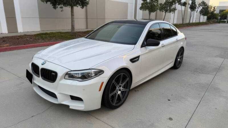 2014      BMW M5