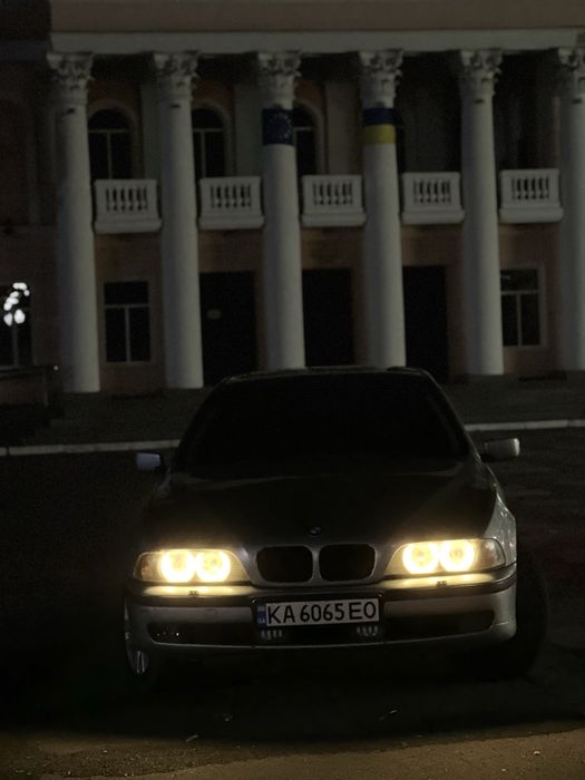 Продам BMW E39 2.0